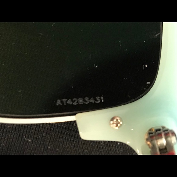 Beauteous Tiffany & Co. Locks Sunglasses - Picture 6 of 6